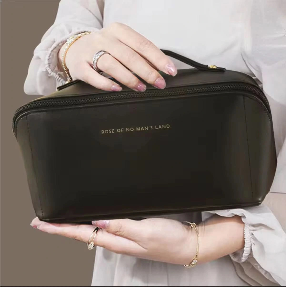 Women's Makeup Bag Organizer